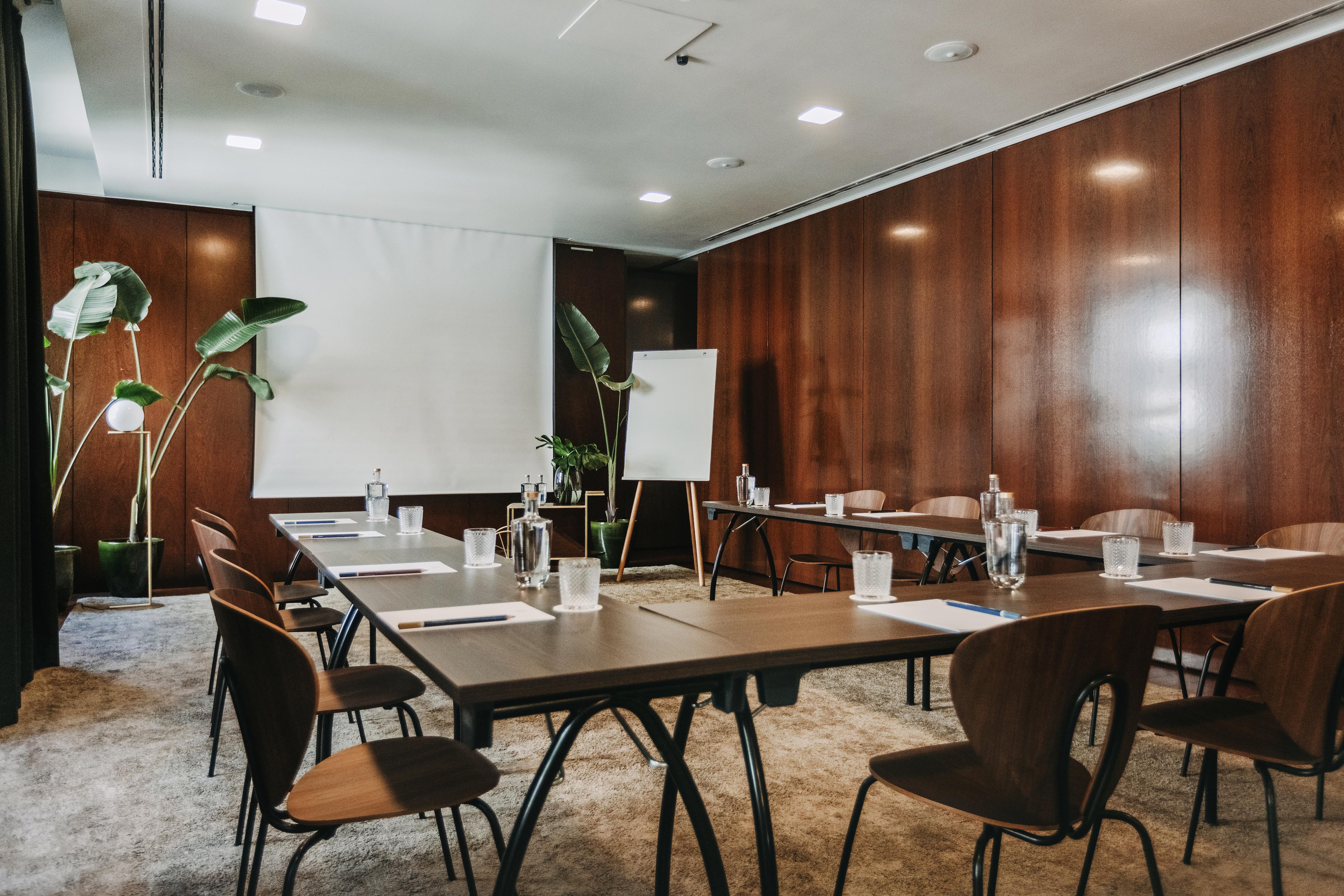 The Vintage Hotel & Spa Lisbon Exterior photo Meeting room at WeWork in Amsterdam